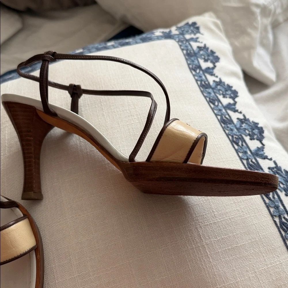 CHANEL Beige and Brown strappy sling back heel  size 38 size 7 US GOOD CONDITION - Picture 10 of 17